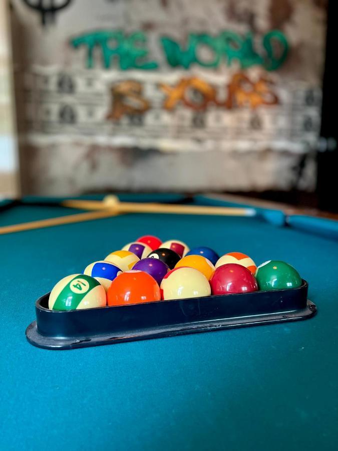 Capsule Casino - Jacuzzi - Billard - Netflix - Console & Jeux Mons Exterior foto